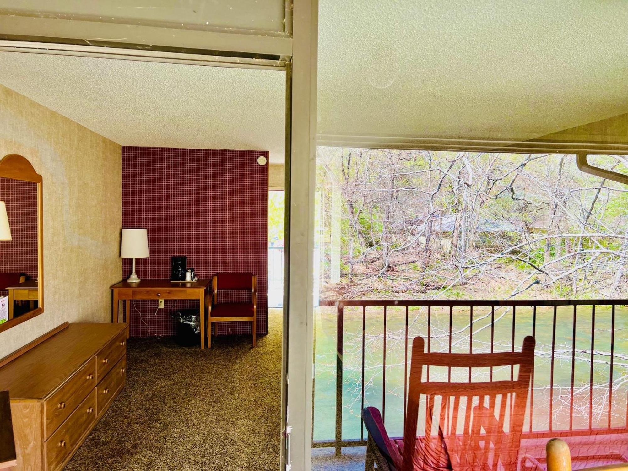 צ'ירוקי Newfound Lodge On The River מראה חיצוני תמונה